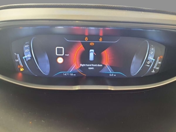 Used Peugeot 5008 2017 for sale - 76265227: Photo 10