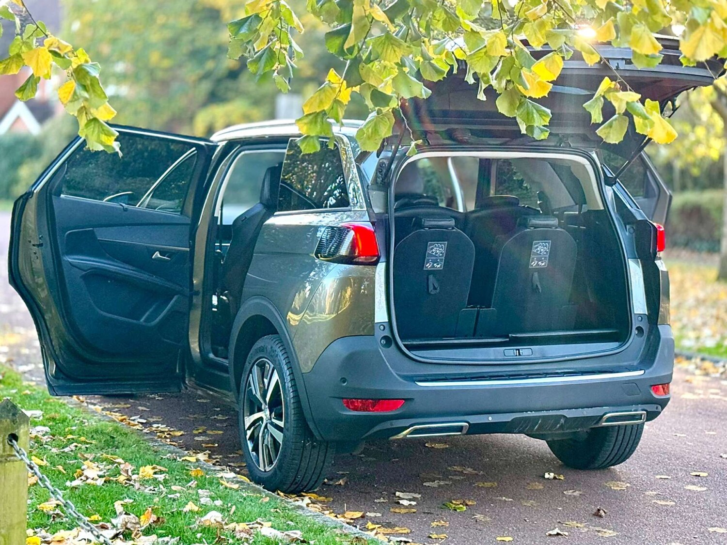 Used Peugeot 5008 2017 for sale - 76265227: Photo 16