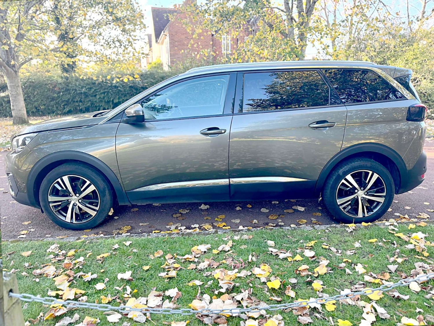 Used Peugeot 5008 2017 for sale - 76265227: Photo 18