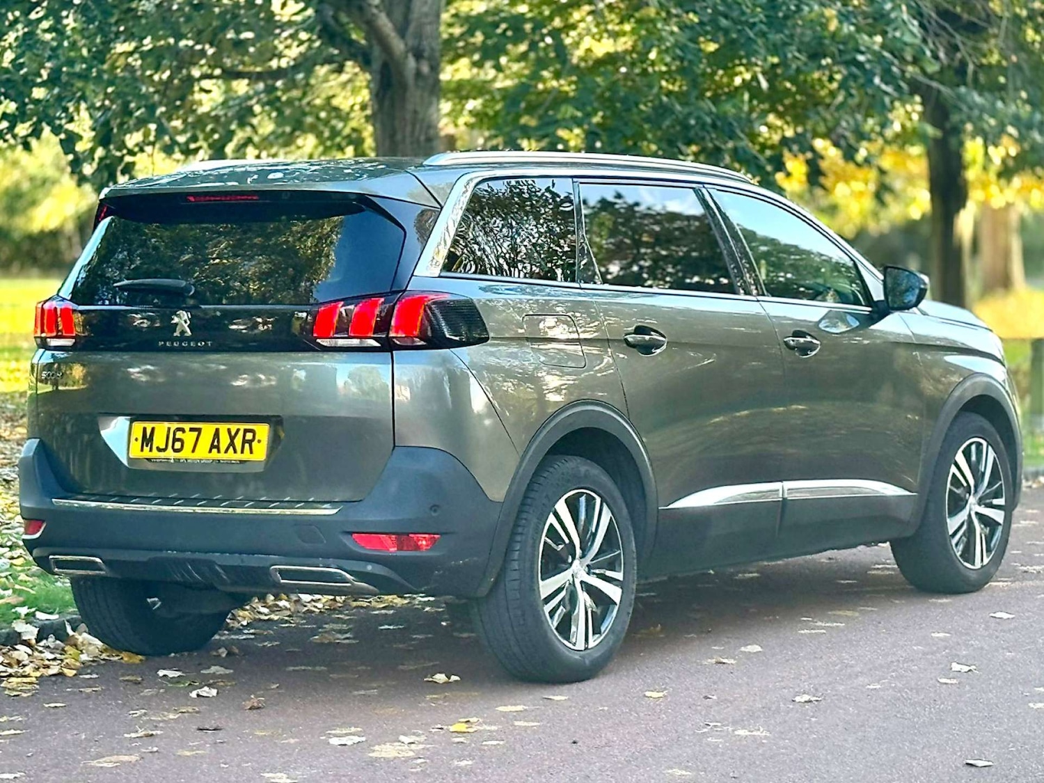 Used Peugeot 5008 2017 for sale - 76265227: Photo 24