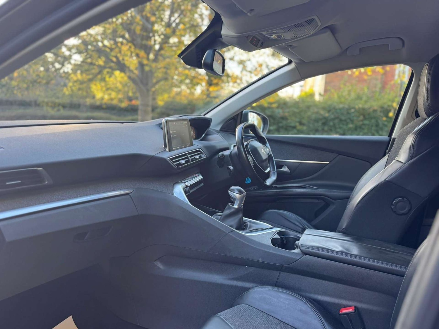 Used Peugeot 5008 2017 for sale - 76265227: Photo 29