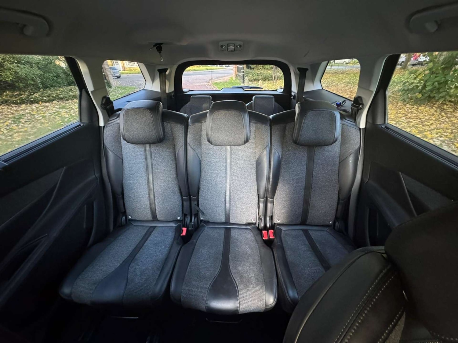 Used Peugeot 5008 2017 for sale - 76265227: Photo 34