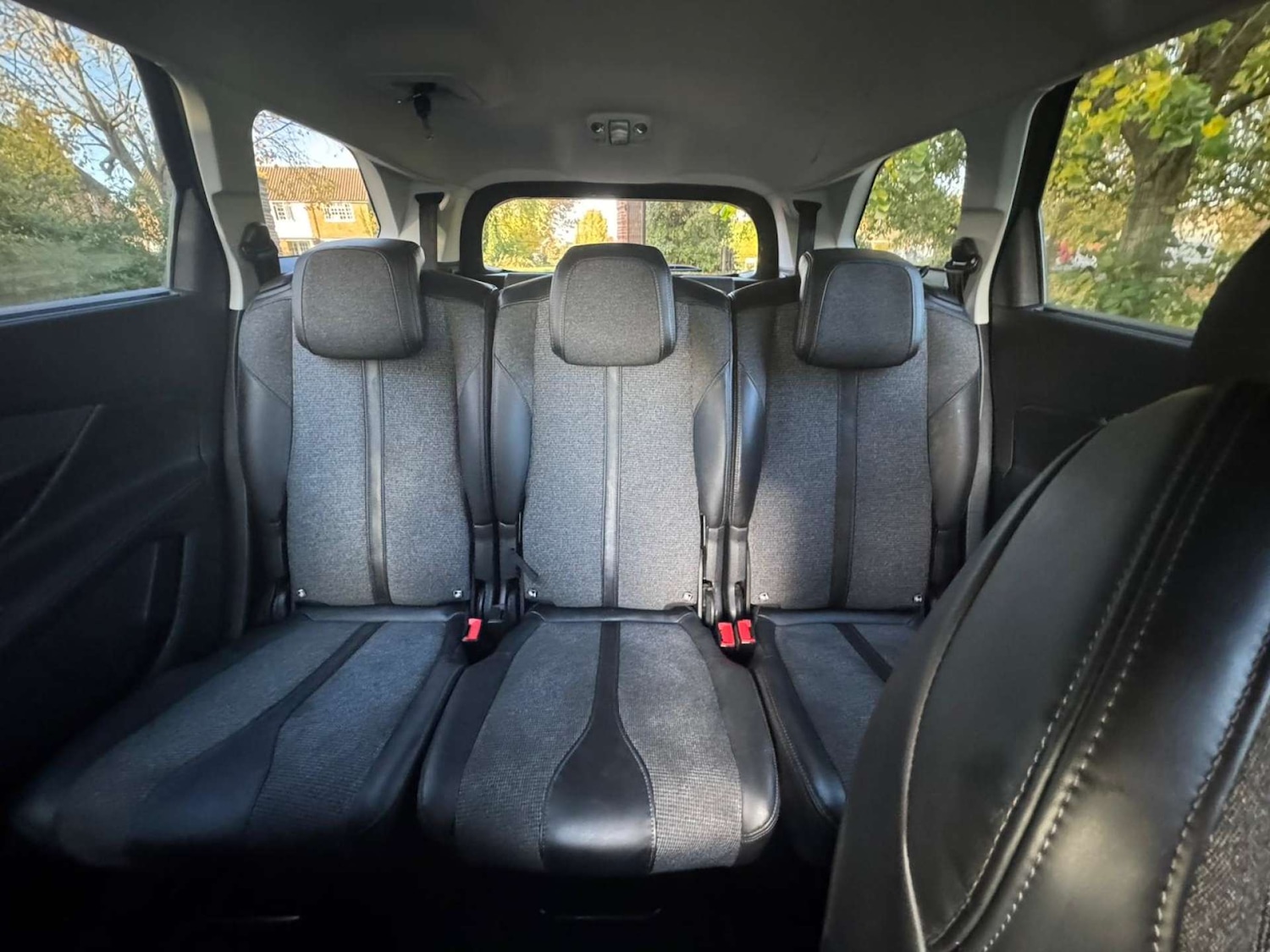 Used Peugeot 5008 2017 for sale - 76265227: Photo 40