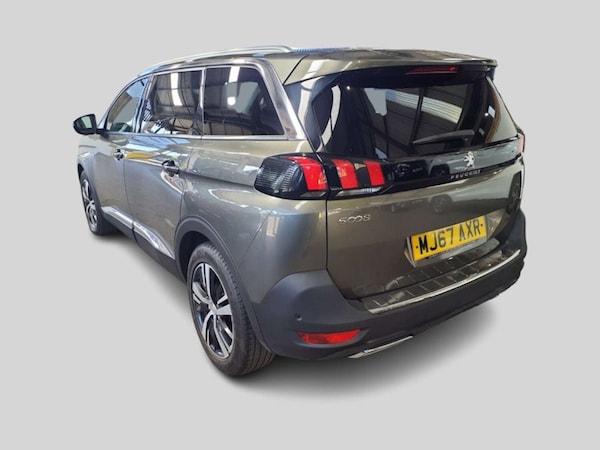 Used Peugeot 5008 2017 for sale - 76265227: Photo 4