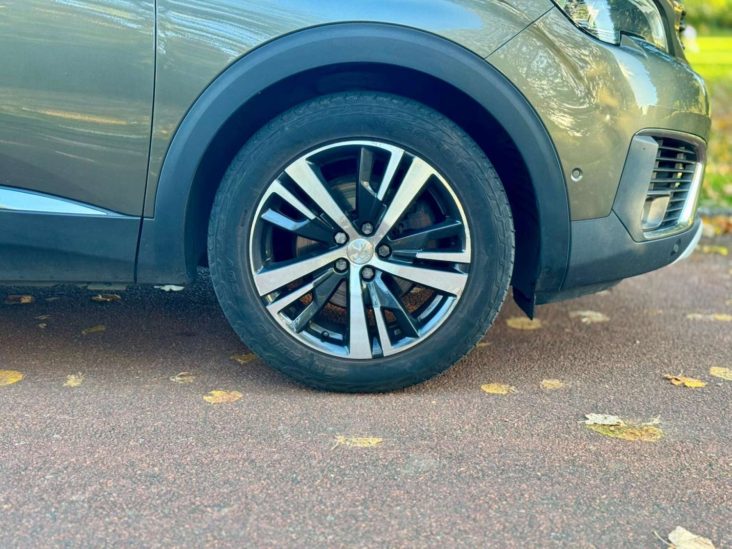 Used Peugeot 5008 2017 for sale - 76265227: Photo 50