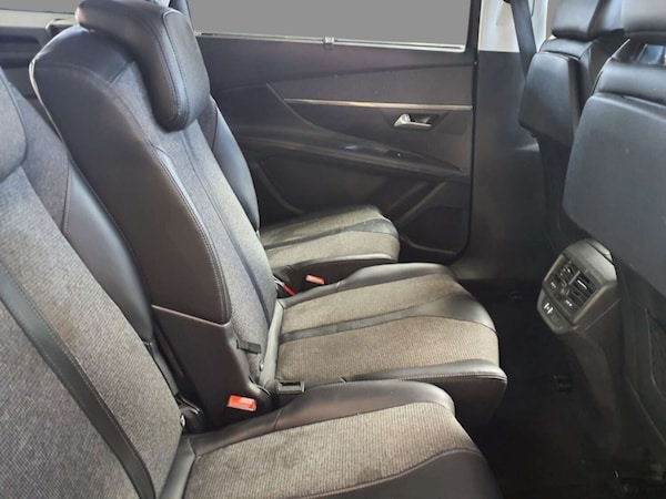 Used Peugeot 5008 2017 for sale - 76265227: Photo 7