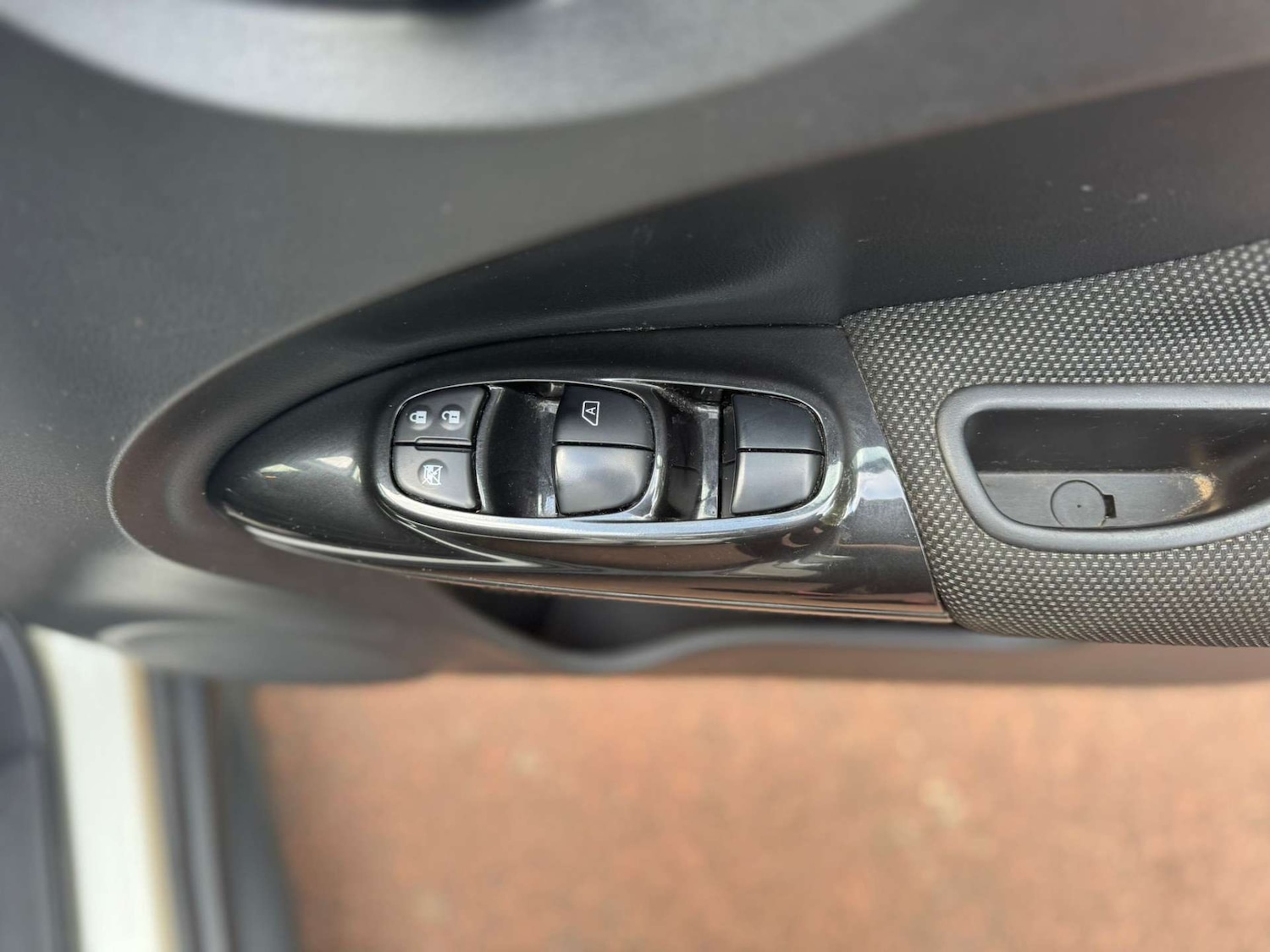 Used Nissan Juke 2016 for sale - 75913730: Photo 40