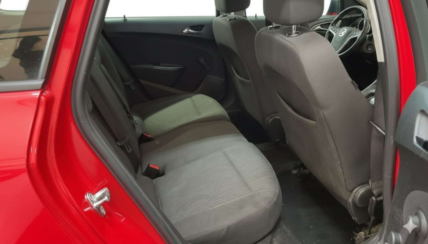 Used Vauxhall Astra 2013 for sale - 77200722: Photo 18