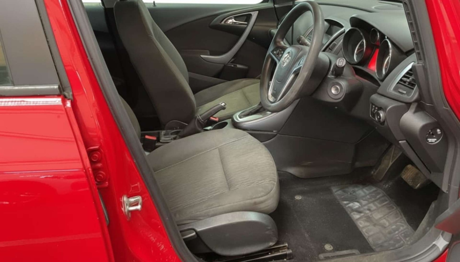 Used Vauxhall Astra 2013 for sale - 77200722: Photo 19