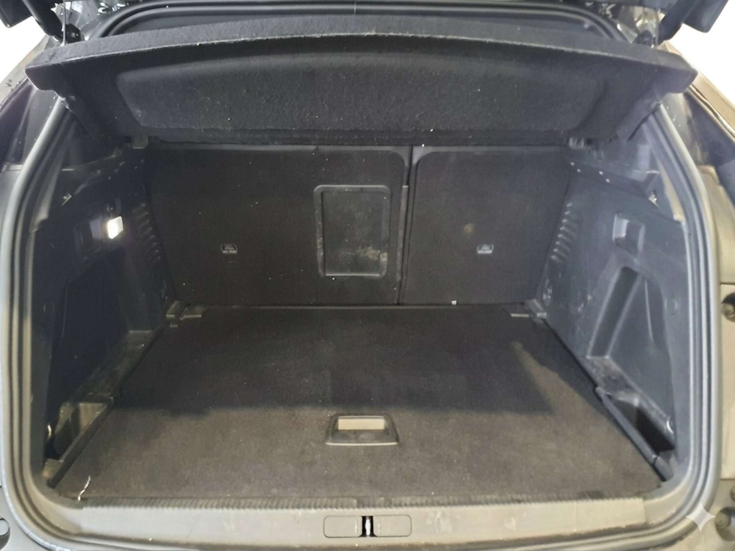 Used Peugeot 3008 2018 for sale - 77880412: Photo 18