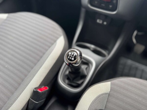 Used Toyota AYGO 2019 for sale - 75645474: Photo 32