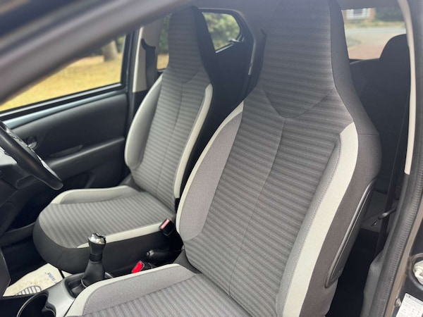 Used Toyota AYGO 2019 for sale - 75645474: Photo 60