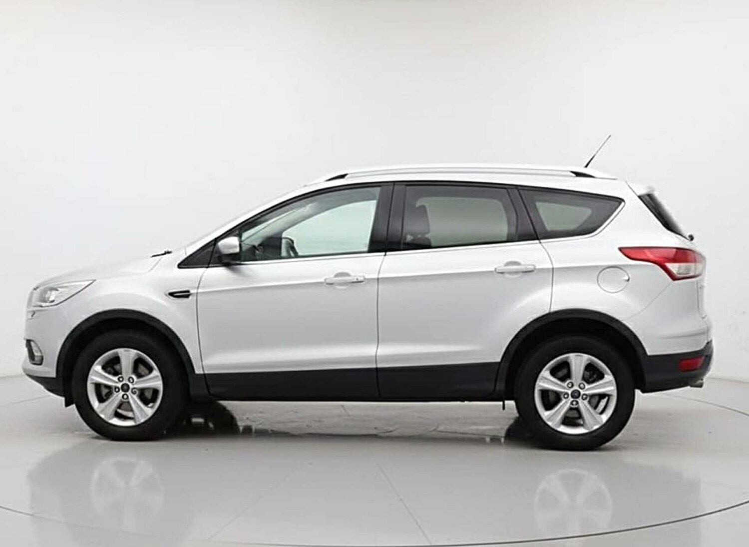 Used Ford Kuga 2015 for sale - 77535003: Photo 14