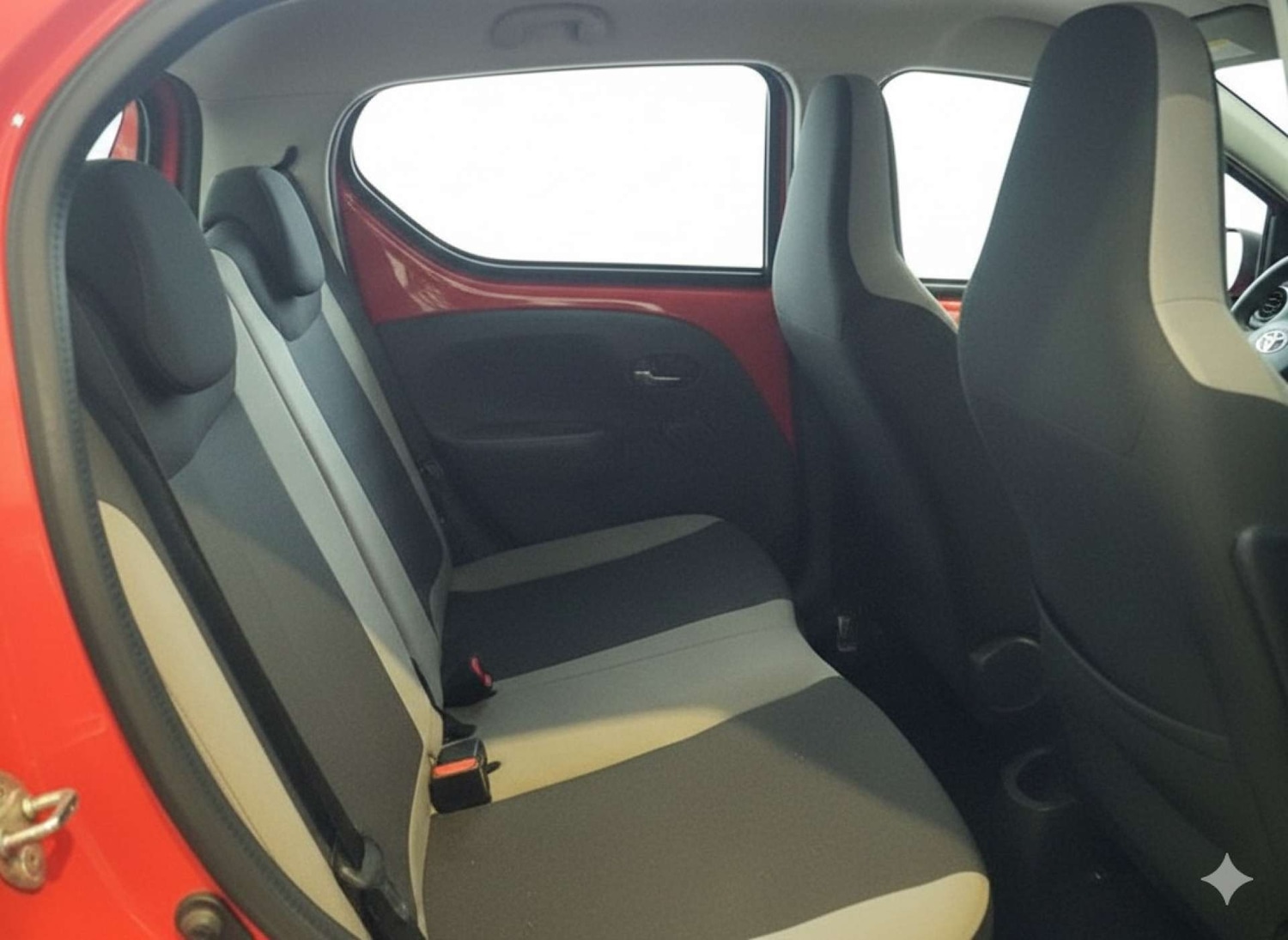 Used Toyota AYGO 2019 for sale - 77575821: Photo 13