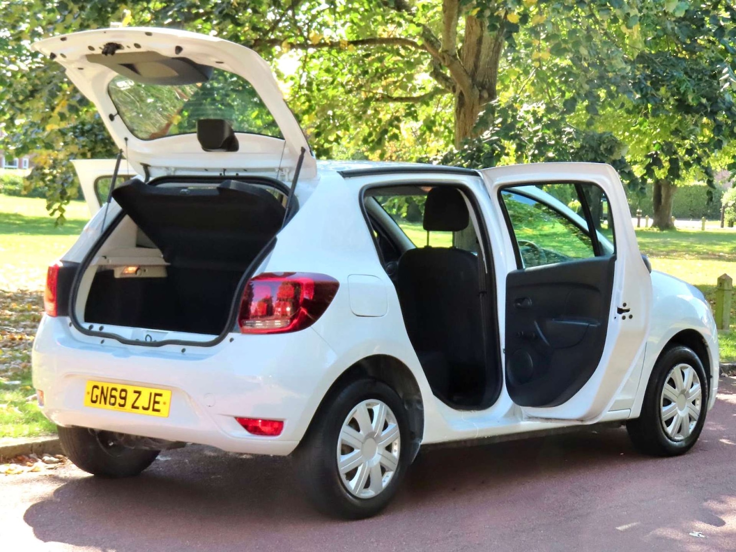 Used Dacia Sandero 2019 for sale - 76602089: Photo 26