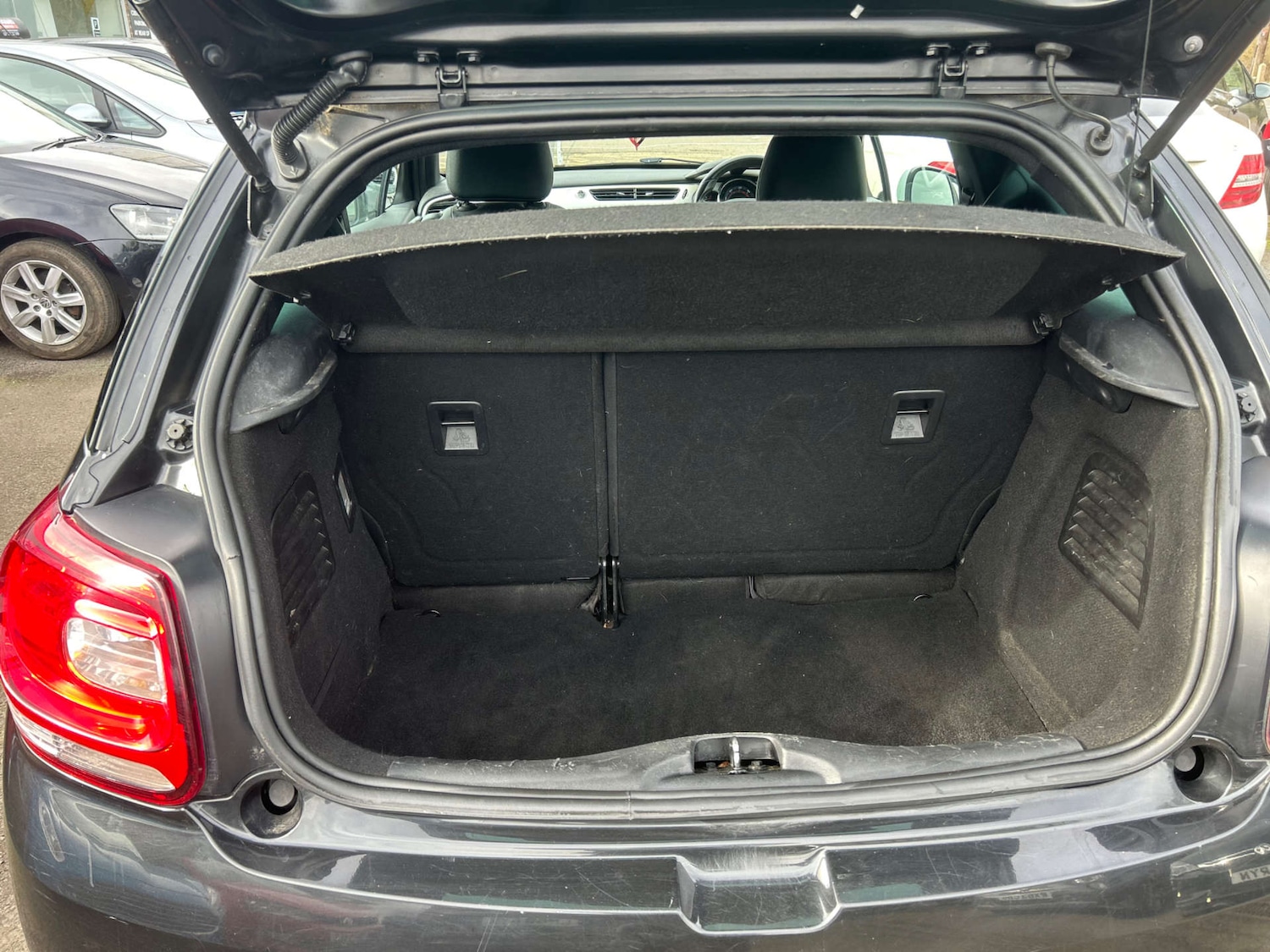 Used Citroen DS3 2010 for sale - 77818755: Photo 8