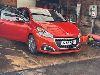 Used Peugeot 208 2016 for sale - 78179693: Photo
