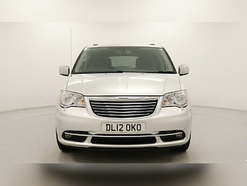 Used Chrysler Voyager 2012 for sale - 77090220: Photo