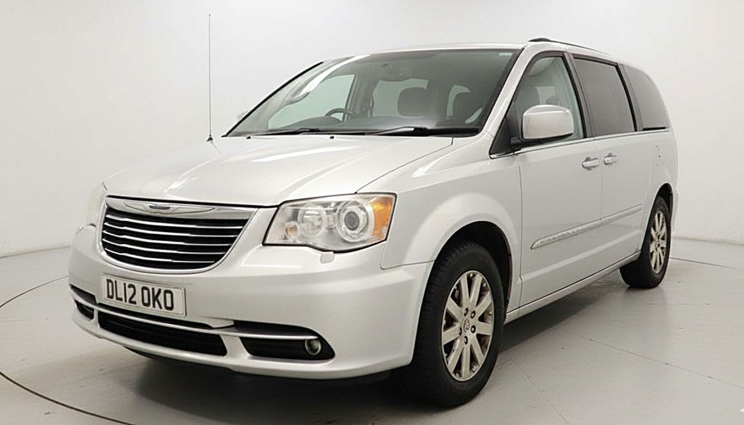 Used Chrysler Voyager 2012 for sale - 77090220: Photo 8
