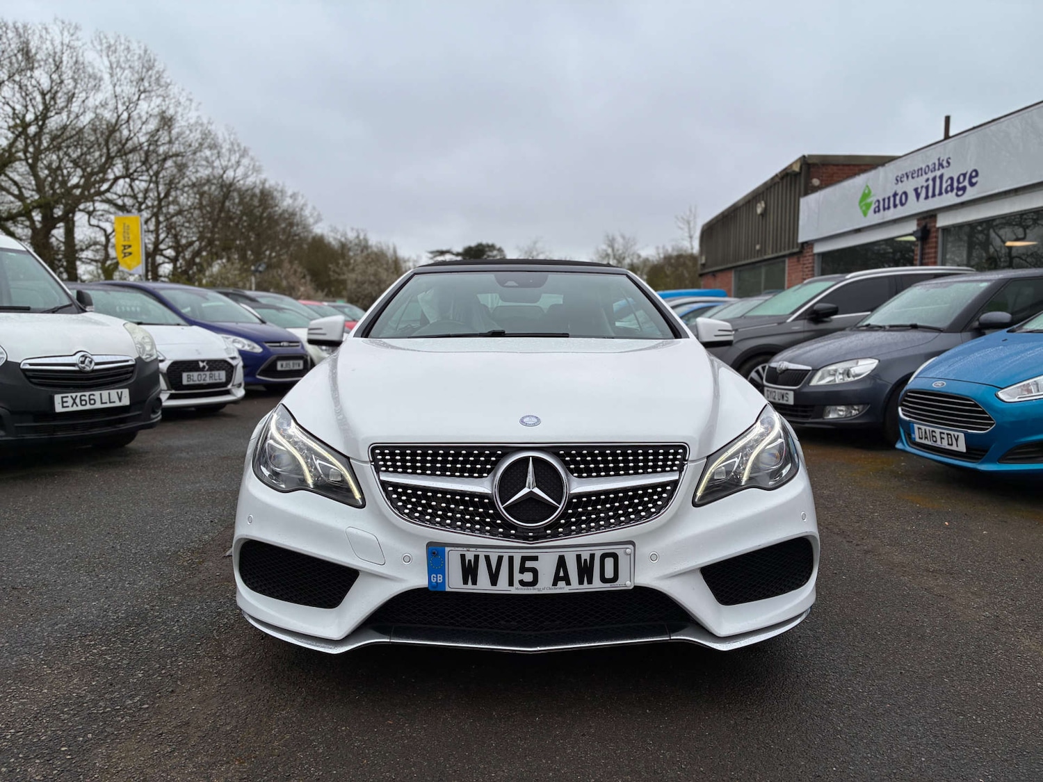 Used Mercedes-Benz E Class 2015 for sale - 78122067: Photo 2