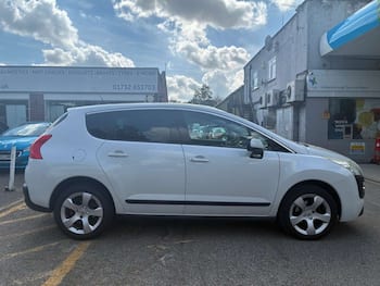 Used Peugeot 3008 2011 for sale - 79656765: Photo