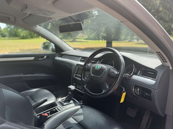 Used Skoda Superb 2012 for sale - 74415955: Photo 17