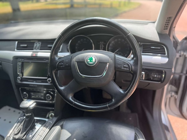 Used Skoda Superb 2012 for sale - 74415955: Photo 20