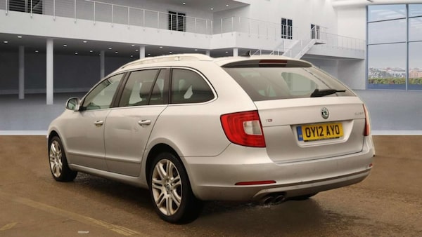 Used Skoda Superb 2012 for sale - 74415955: Photo 7