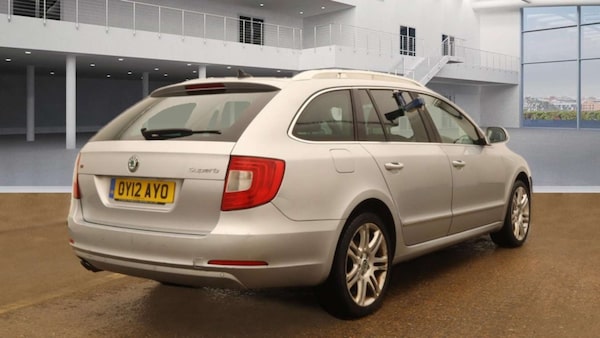 Used Skoda Superb 2012 for sale - 74415955: Photo 8