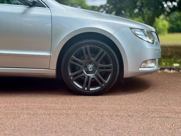 Used Skoda Superb 2012 for sale - 74415955: Photo 9