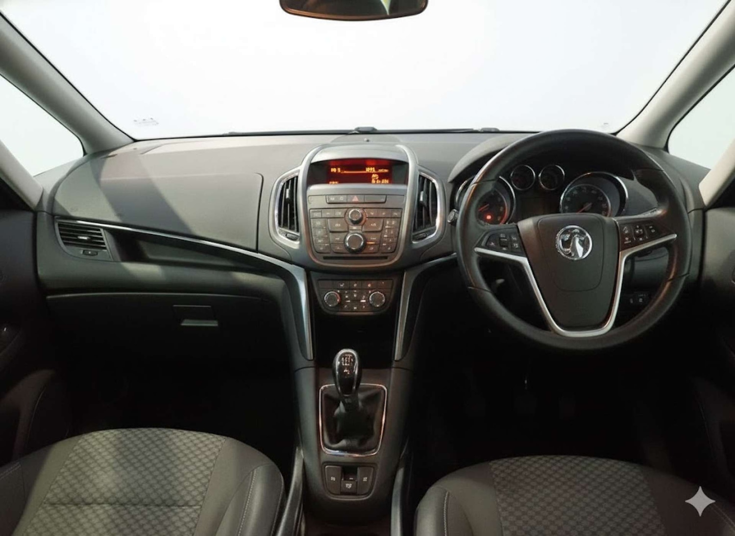 Used Vauxhall Zafira 2015 for sale - 77535015: Photo 18