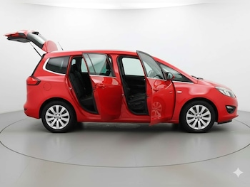 Used Vauxhall Zafira 2015 for sale - 77535015: Photo