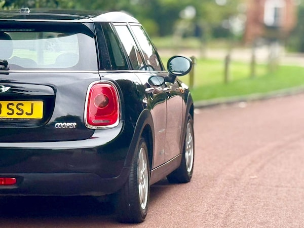 Used MINI Hatch 2018 for sale - 75386915: Photo 19
