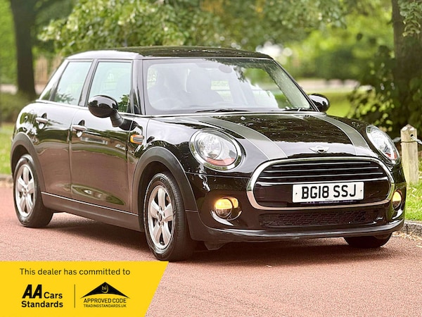Used MINI Hatch 2018 for sale - 75386915: Photo 2
