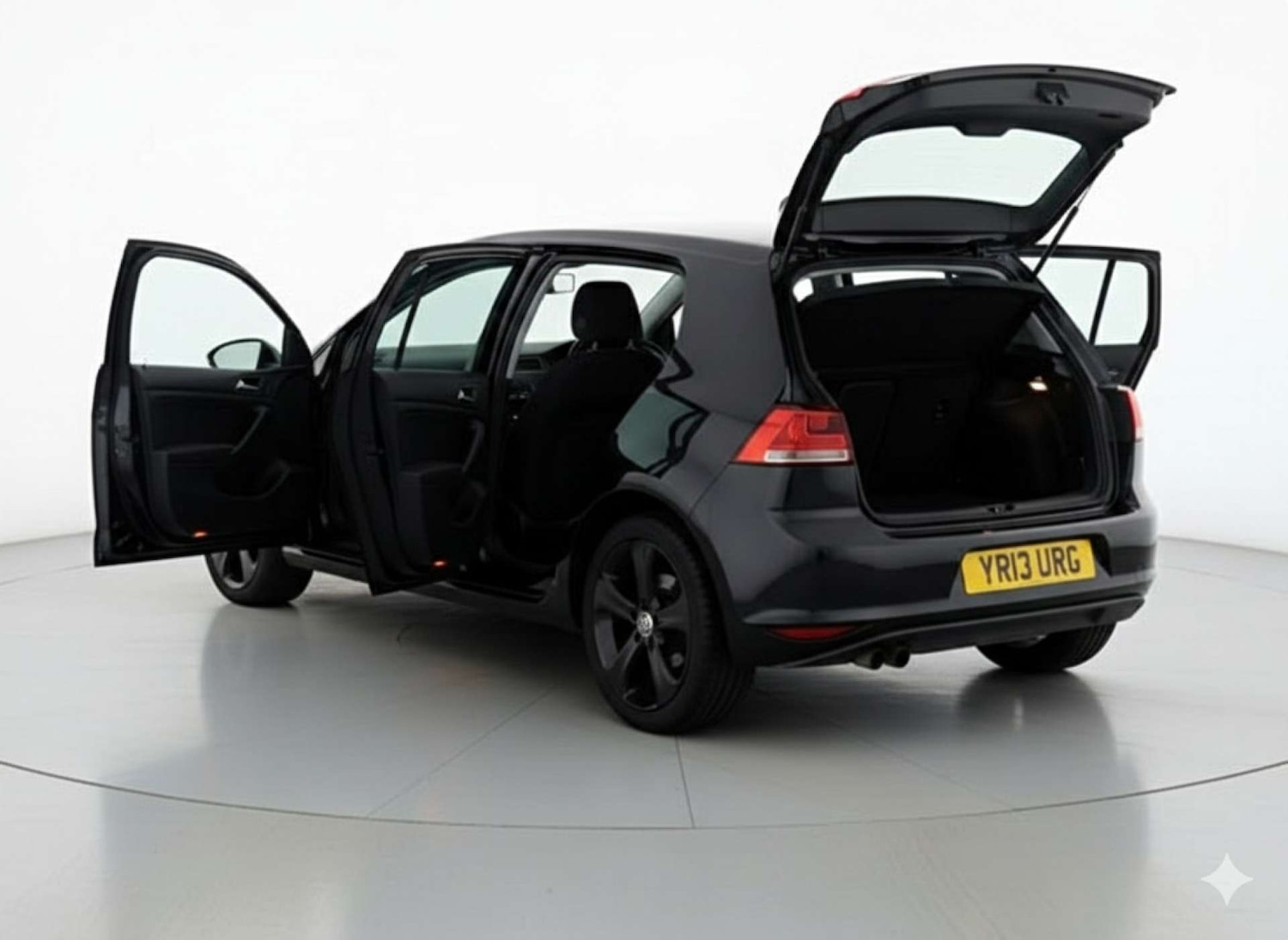 Used Volkswagen Golf 2013 for sale - 77653001: Photo 15