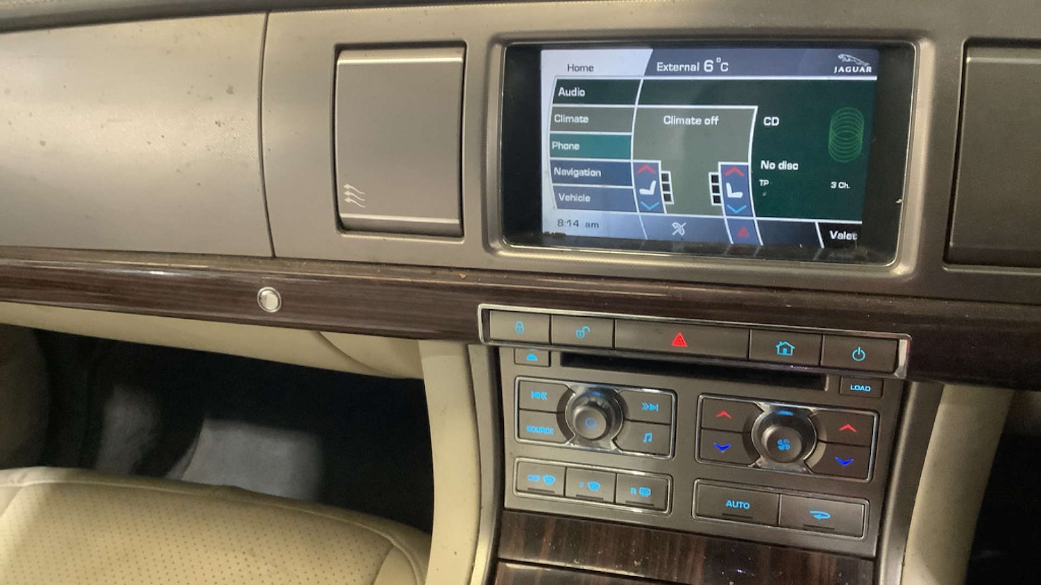 Used Jaguar XF 2011 for sale - 78148806: Photo 7