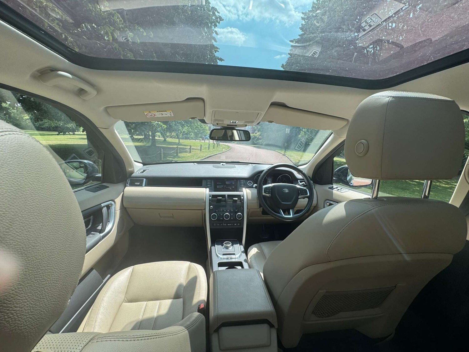 Used Land Rover Discovery Sport 2015 for sale - 77353616: Photo 10