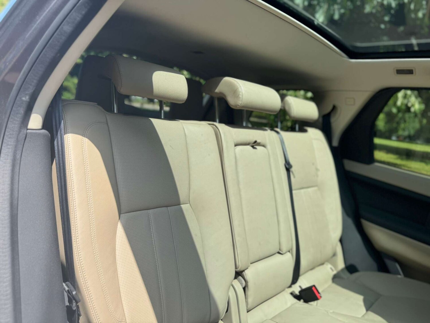 Used Land Rover Discovery Sport 2015 for sale - 77353616: Photo 16