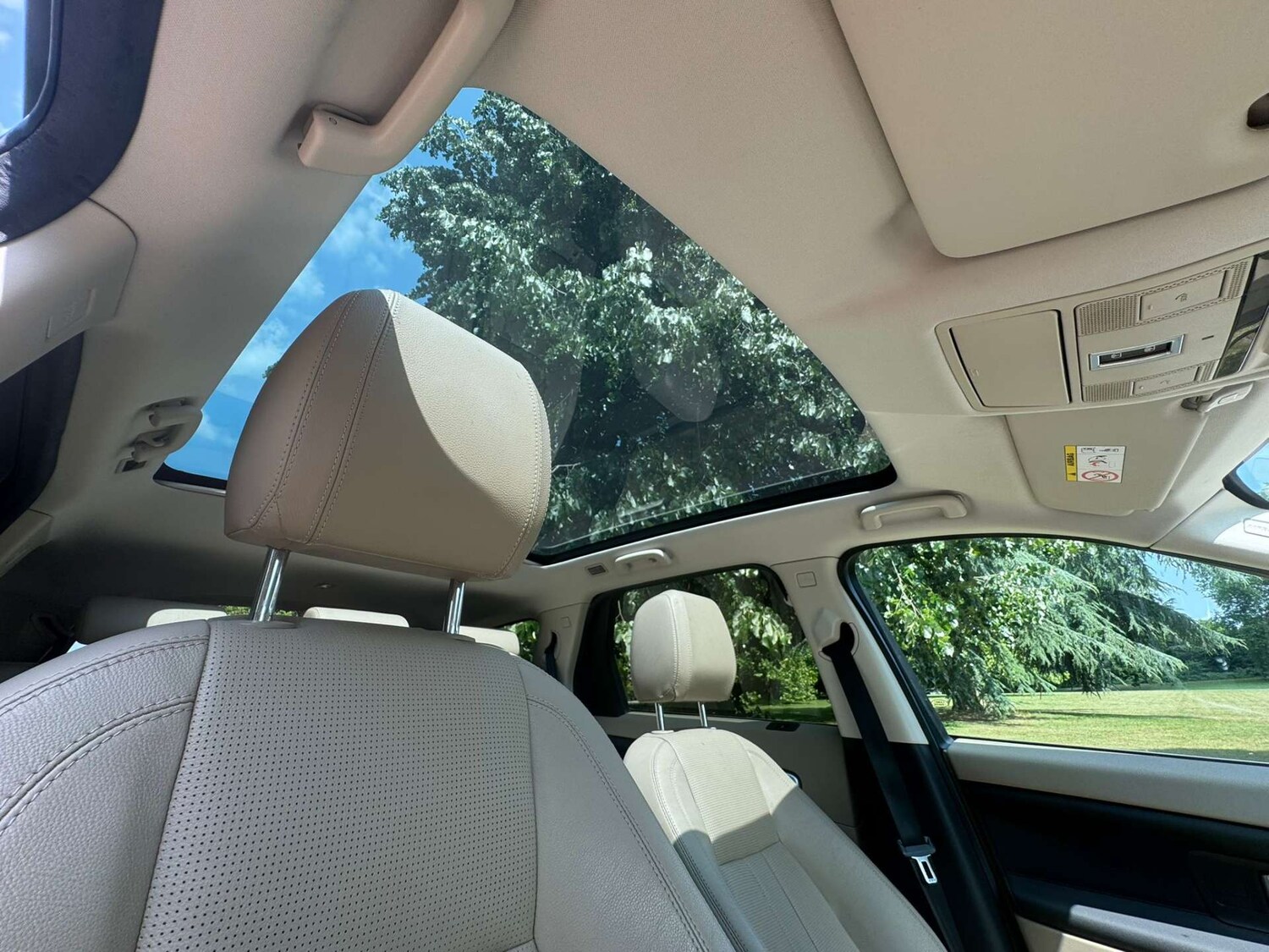 Used Land Rover Discovery Sport 2015 for sale - 77353616: Photo 19