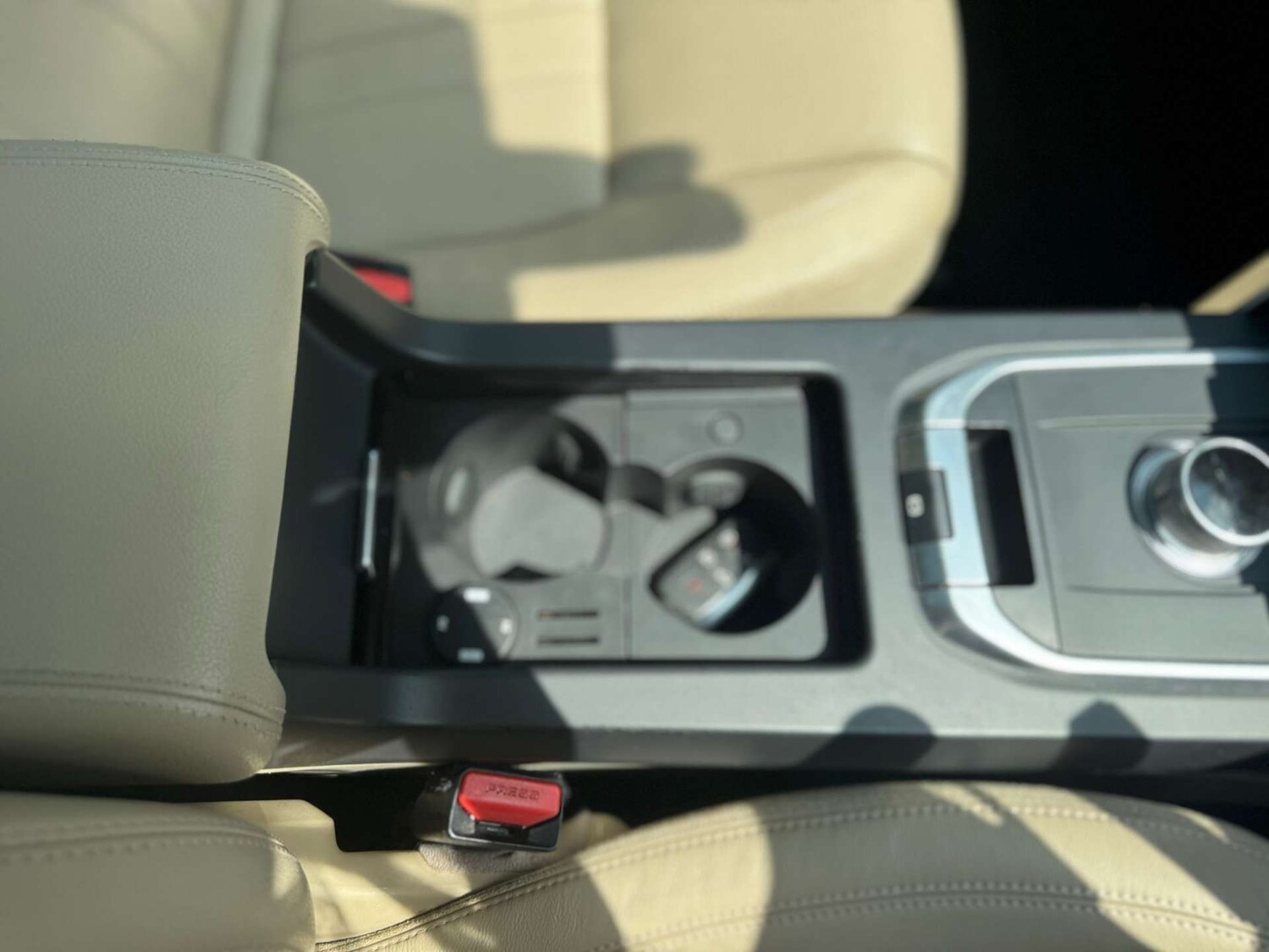 Used Land Rover Discovery Sport 2015 for sale - 77353616: Photo 20