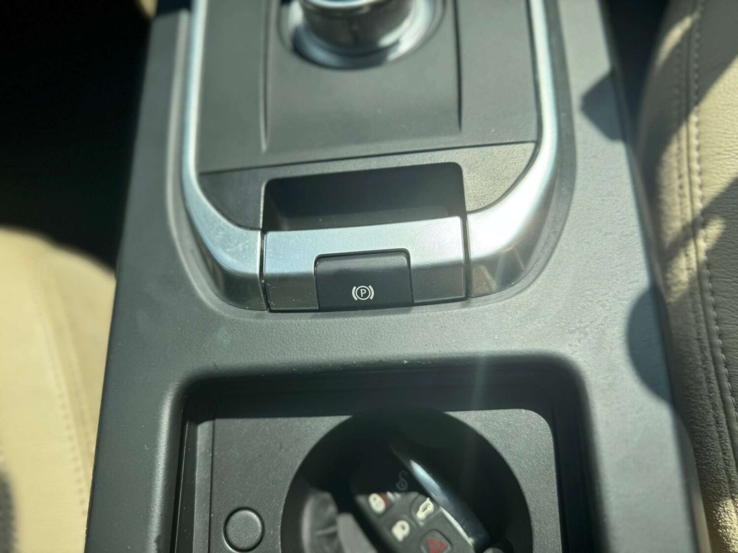 Used Land Rover Discovery Sport 2015 for sale - 77353616: Photo 21