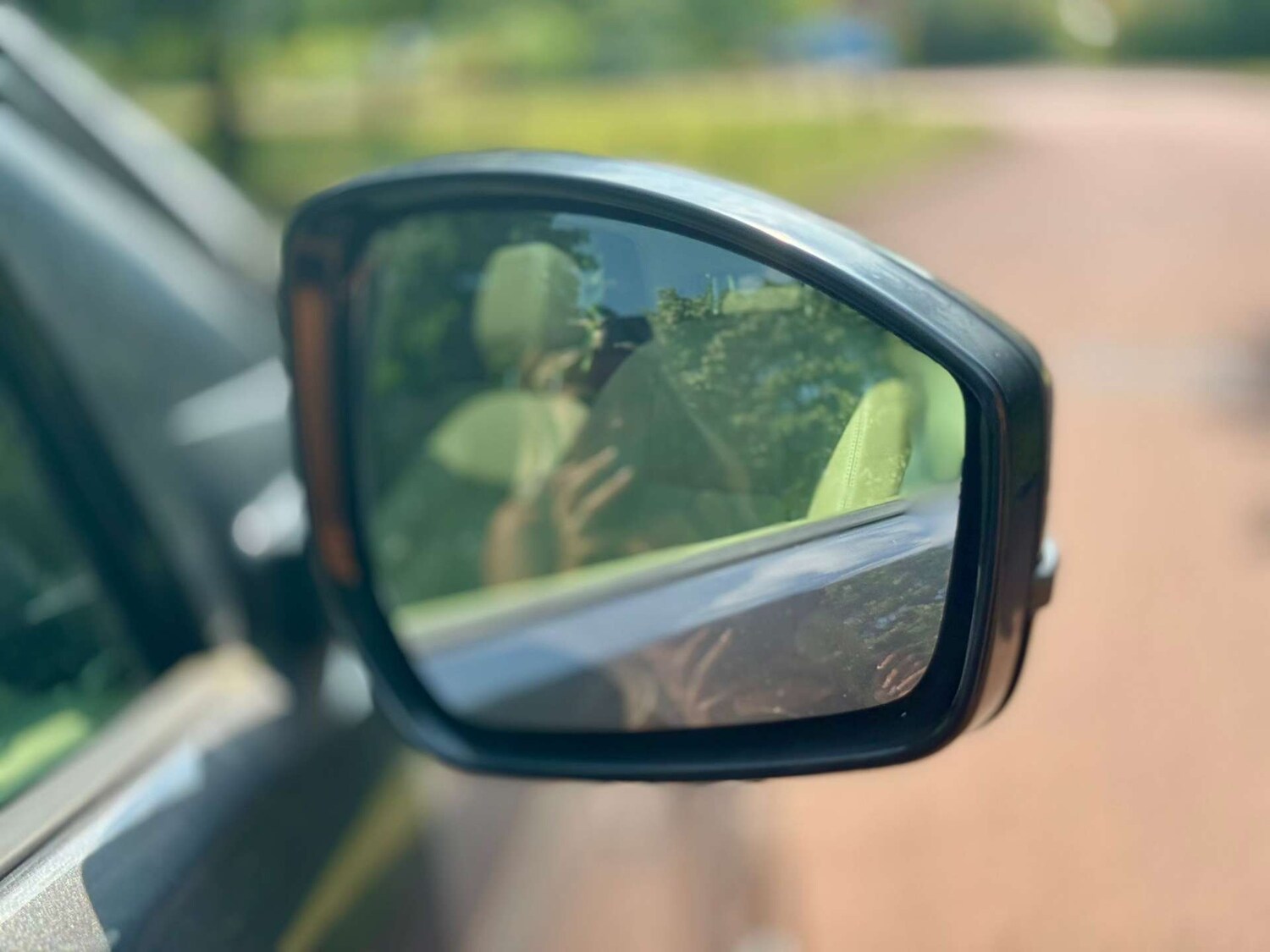 Used Land Rover Discovery Sport 2015 for sale - 77353616: Photo 34