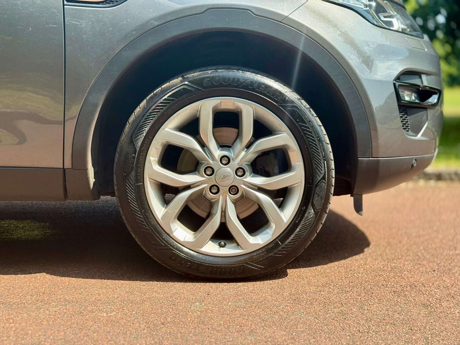 Used Land Rover Discovery Sport 2015 for sale - 77353616: Photo 41