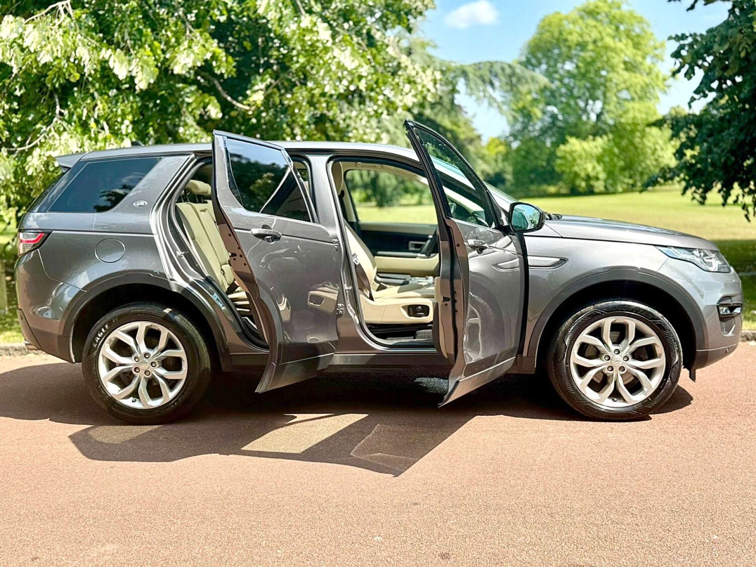 Used Land Rover Discovery Sport 2015 for sale - 77353616: Photo 67