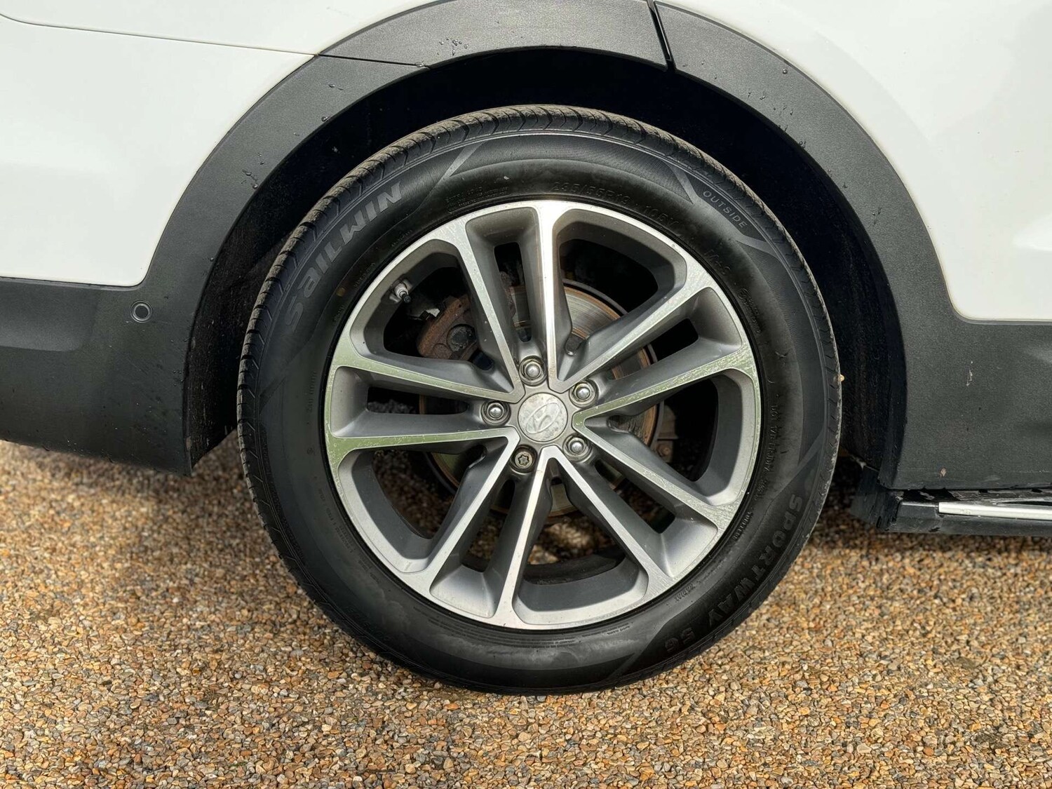 Used Hyundai Santa Fe 2016 for sale - 77492493: Photo 32