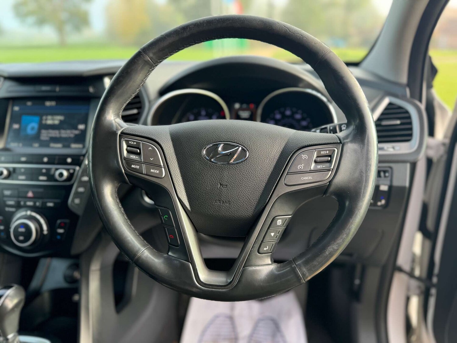 Used Hyundai Santa Fe 2016 for sale - 77492493: Photo 49