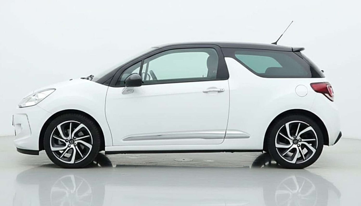 Used Citroen DS3 2014 for sale - 77022675: Photo 5