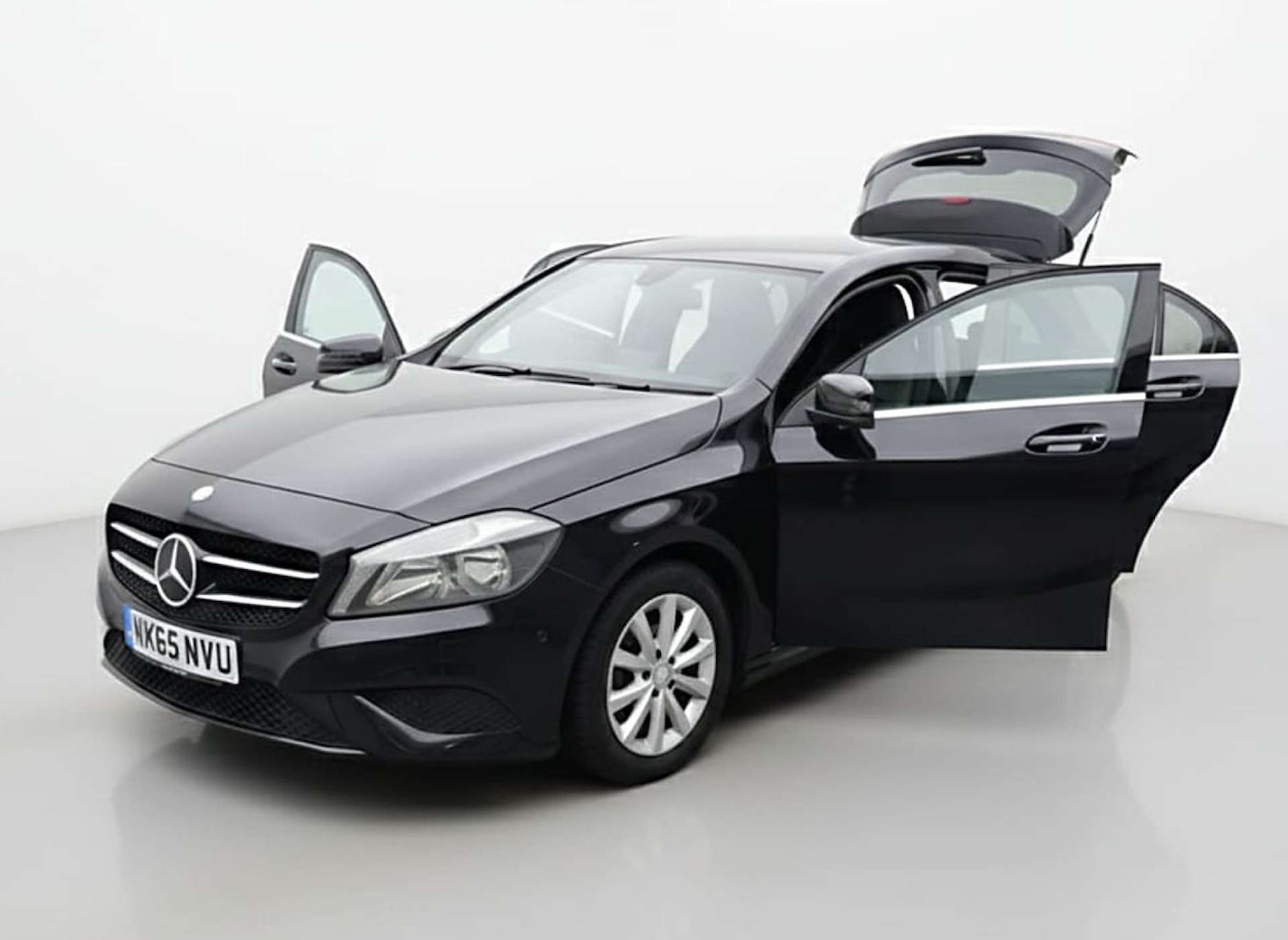 Used Mercedes-Benz A-Class 2015 for sale - 77504061: Photo 18