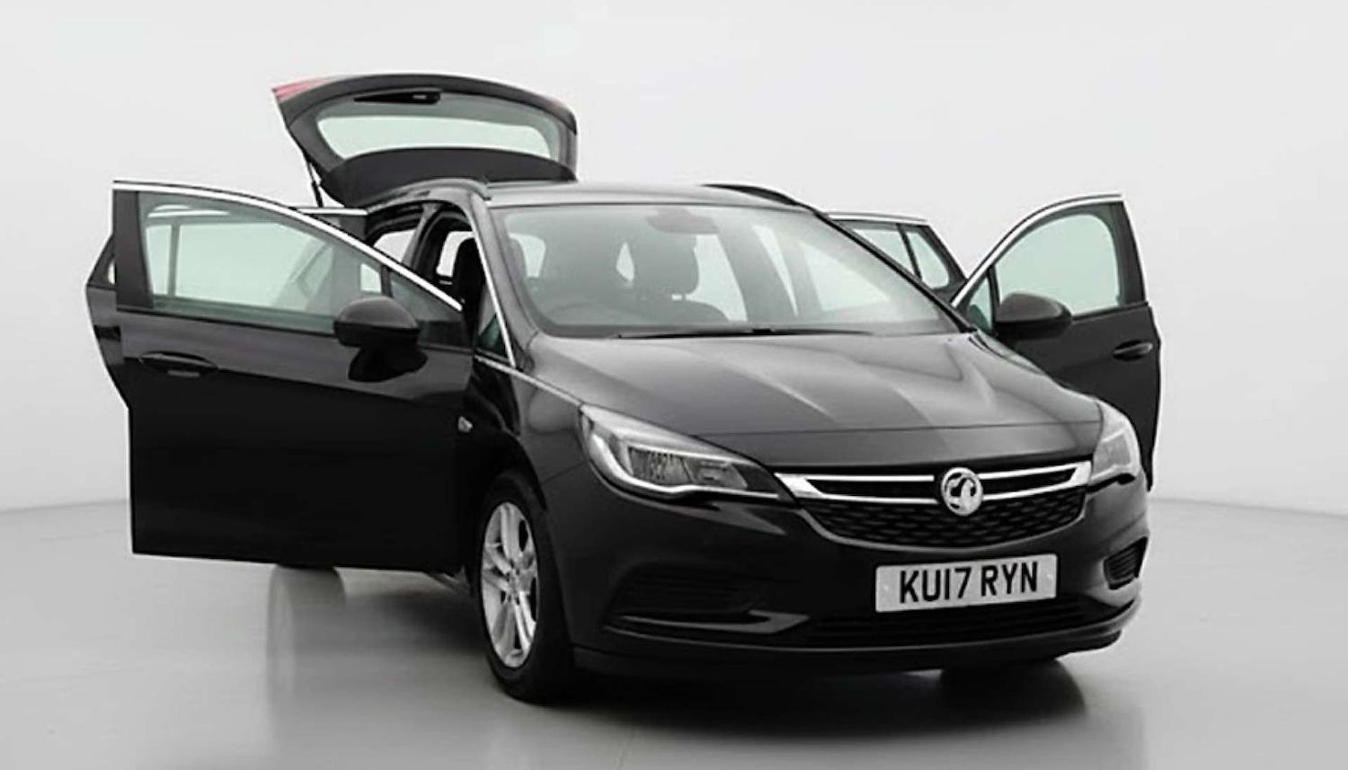 Used Vauxhall Astra 2017 for sale - 76659853: Photo 1
