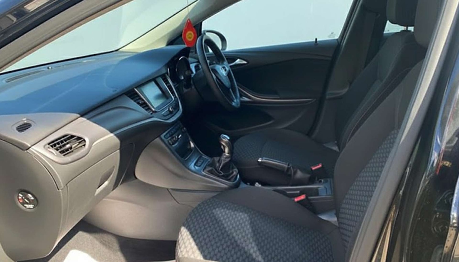 Used Vauxhall Astra 2017 for sale - 76659853: Photo 13